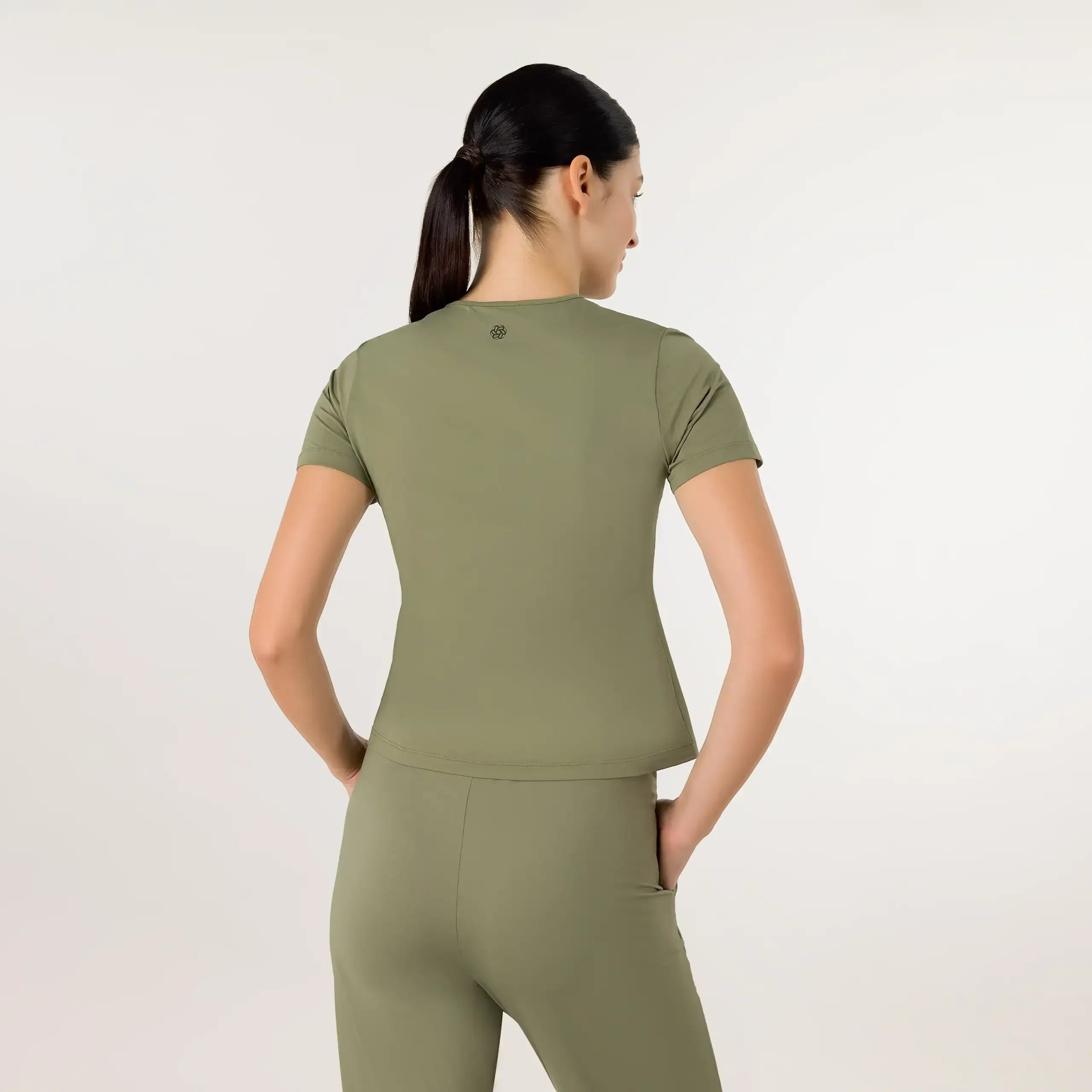 Flow Top - CORE MUSK GREEN